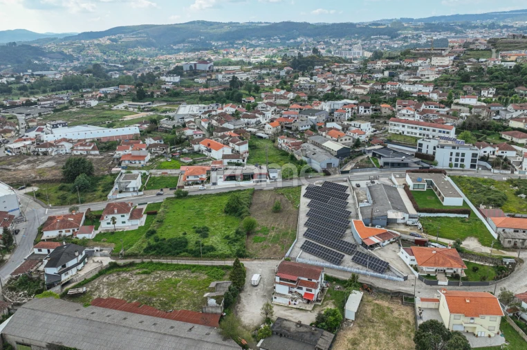 Terreno para Venda em Rebordosa Foto 11