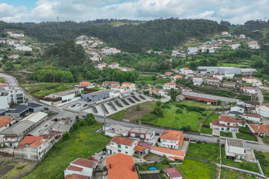 Terreno para Venda em Rebordosa Foto 4