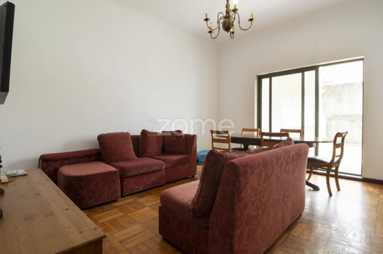 Moradia T6 para Venda em Paranhos Foto 14