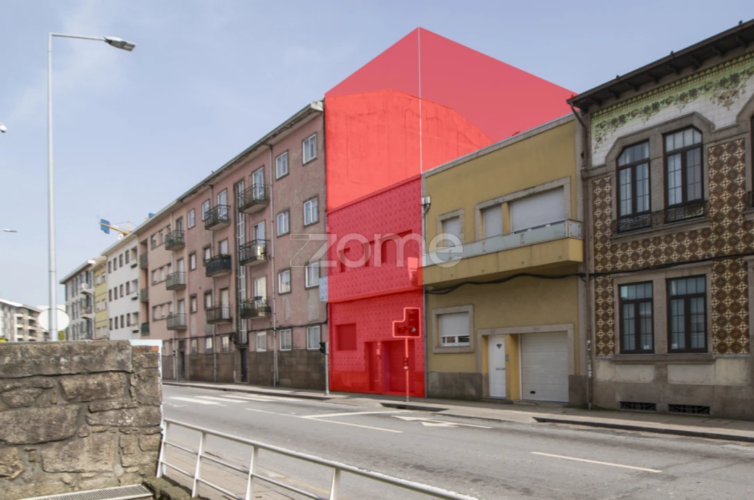 Moradia T6 para Venda em Paranhos Foto 8