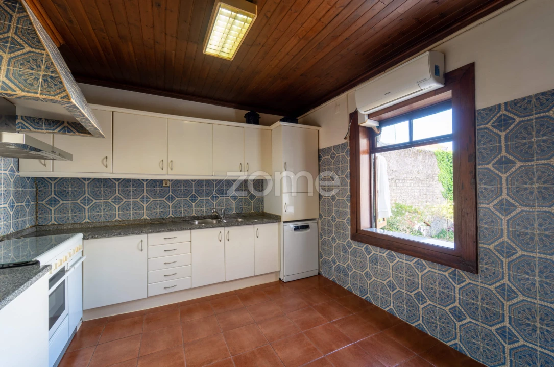 Prédio para Venda em Braga (Maximinos, Sé e Cividade) Foto 18