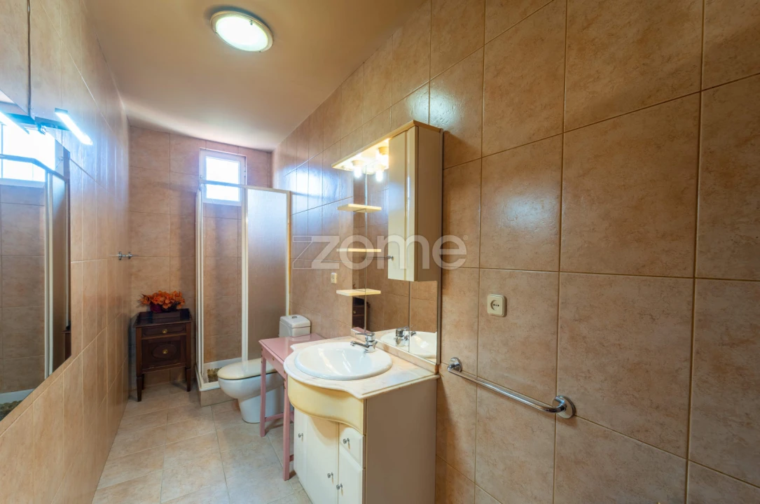 Prédio para Venda em Braga (Maximinos, Sé e Cividade) Foto 27