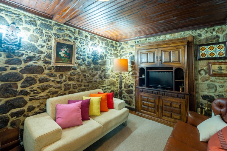 Prédio para Venda em Braga (Maximinos, Sé e Cividade) Foto 16