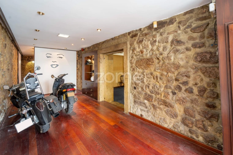 Prédio para Venda em Braga (Maximinos, Sé e Cividade) Foto 30