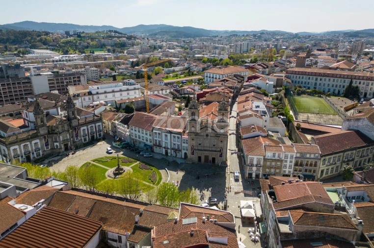 Prédio para Venda em Braga (Maximinos, Sé e Cividade) Foto 38