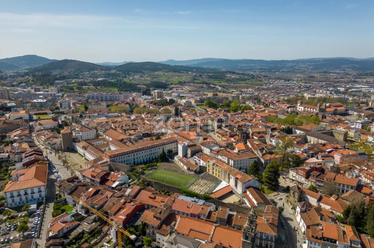 Prédio para Venda em Braga (Maximinos, Sé e Cividade) Foto 39
