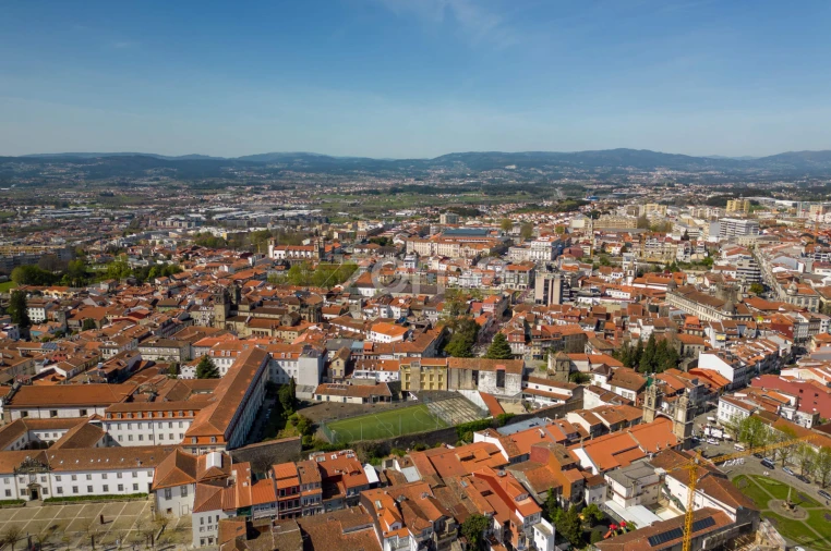 Prédio para Venda em Braga (Maximinos, Sé e Cividade) Foto 40
