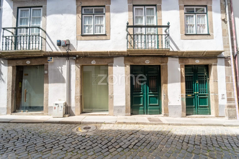 Prédio para Venda em Braga (Maximinos, Sé e Cividade) Foto 4