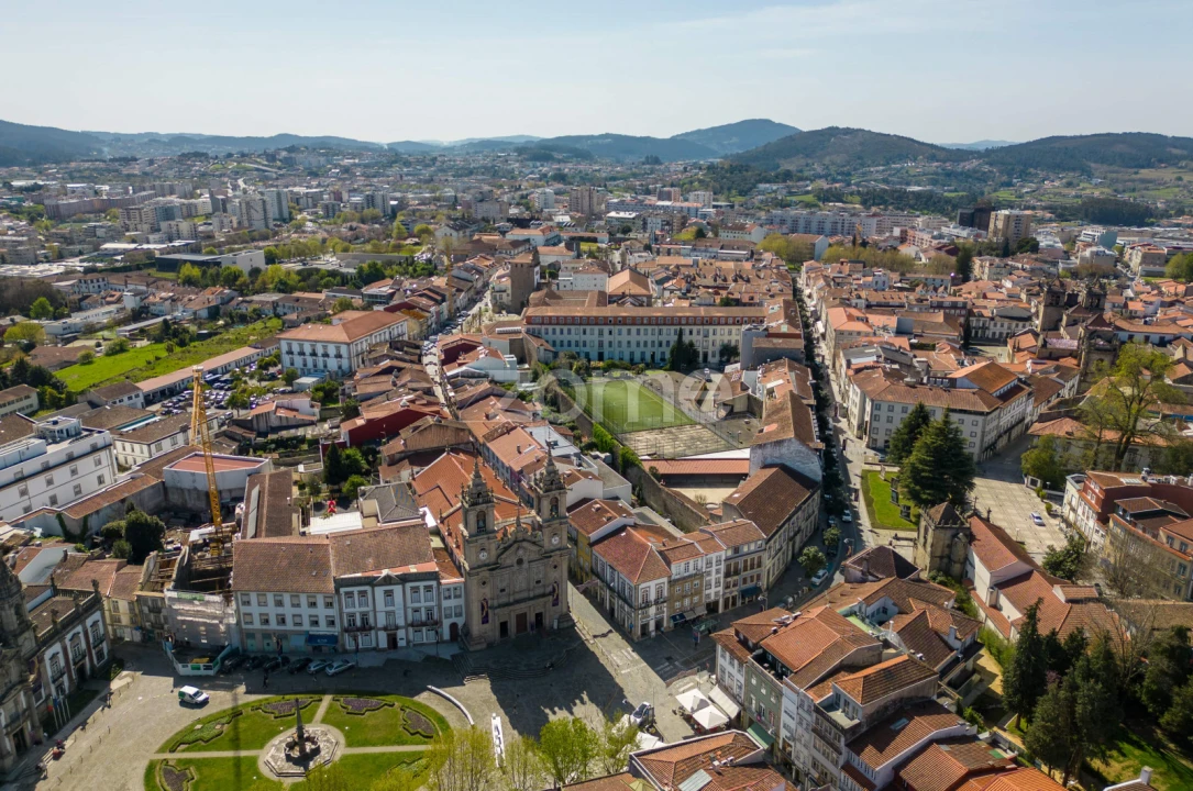 Prédio para Venda em Braga (Maximinos, Sé e Cividade) Foto 37