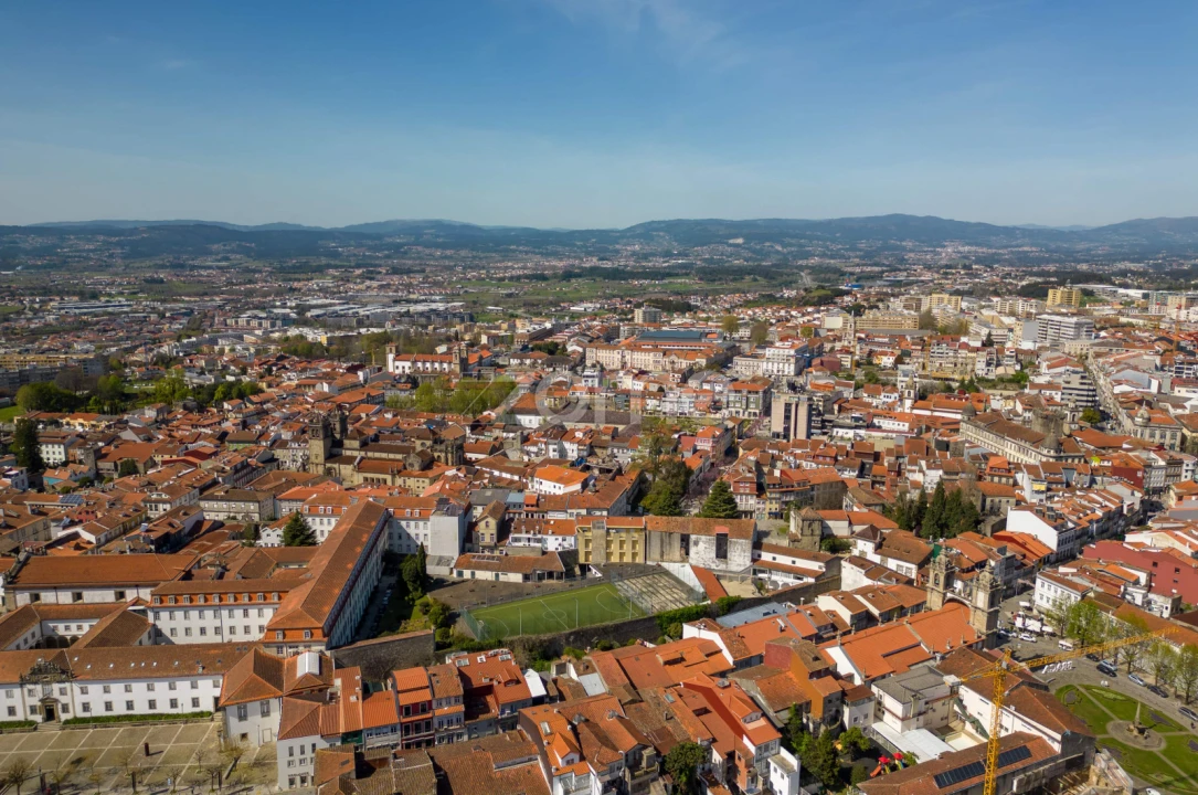 Prédio para Venda em Braga (Maximinos, Sé e Cividade) Foto 40