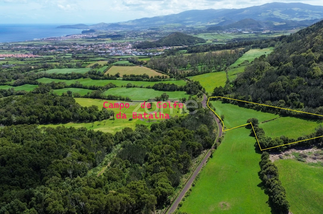 Terreno para Venda em Pico da Pedra Foto 15