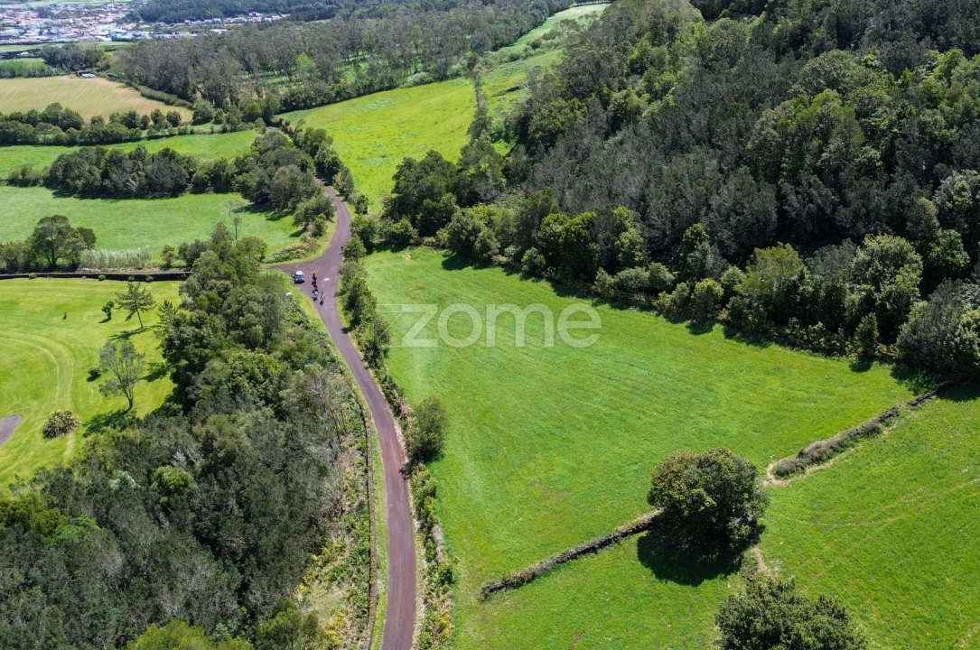 Terreno para Venda em Pico da Pedra Foto 13
