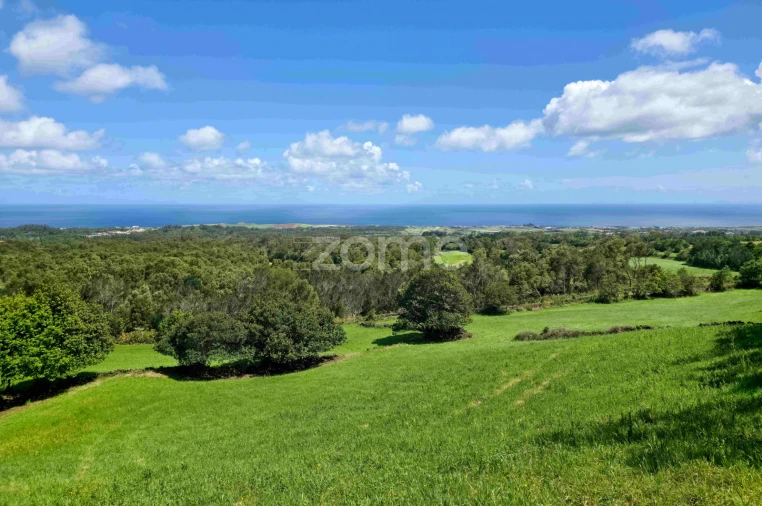 Terreno para Venda em Pico da Pedra Foto 4