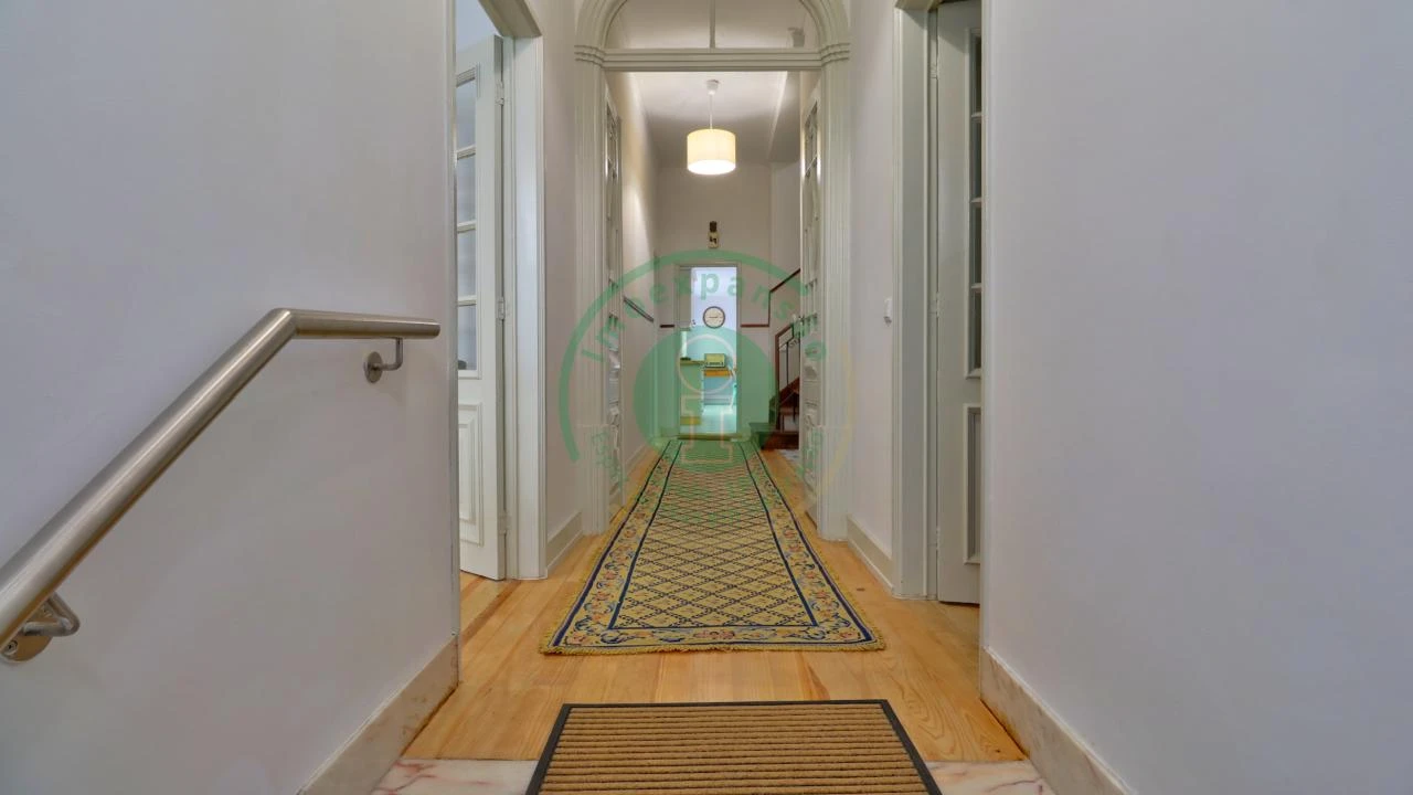 Moradia T8 para Venda em Buarcos Foto 2