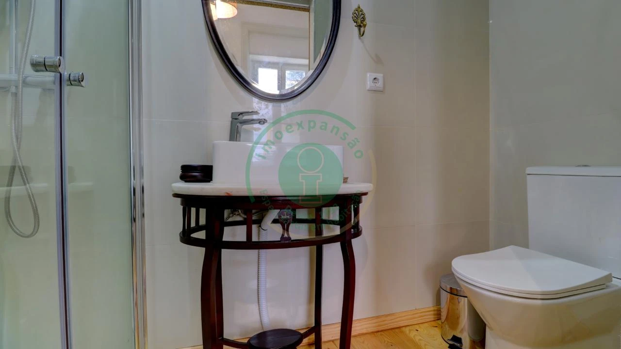 Moradia T8 para Venda em Buarcos Foto 21