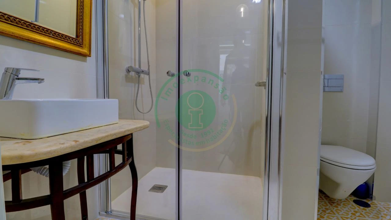 Moradia T8 para Venda em Buarcos Foto 26