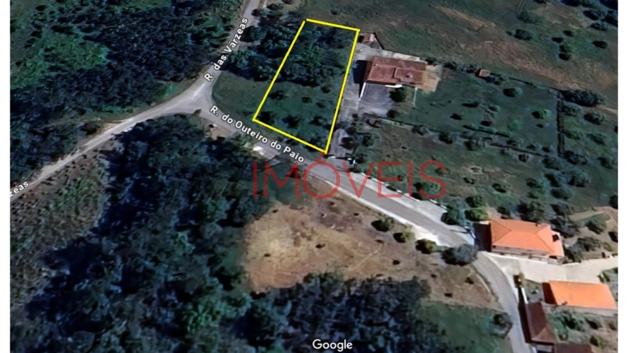 Terreno para Venda em Vila Cã