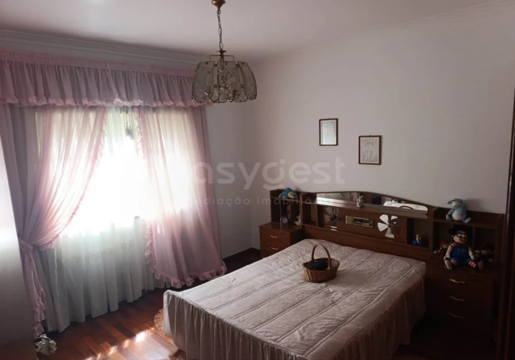 Moradia T3 para Venda em Nogueira do Cravo Foto 5