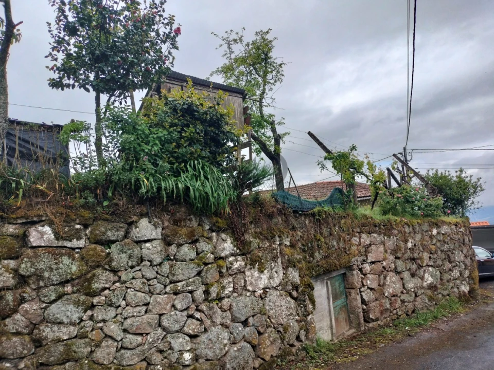 Quinta T2 para Venda em Barro Foto 26