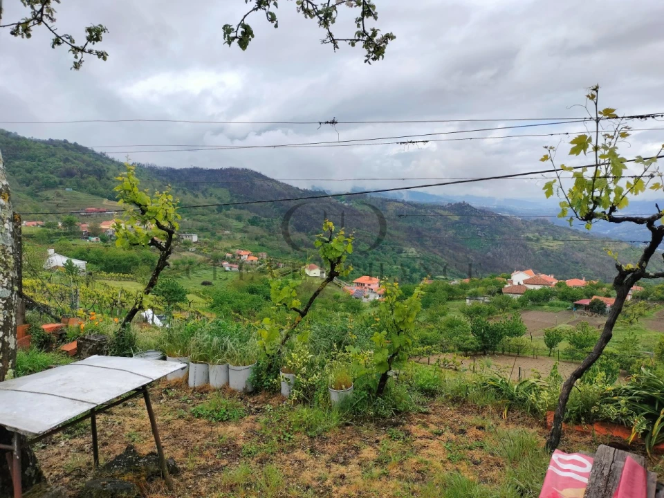 Quinta T2 para Venda em Barro Foto 28