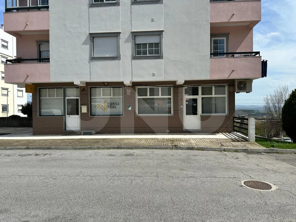 Loja para Venda em Covilhã e Canhoso Foto 2
