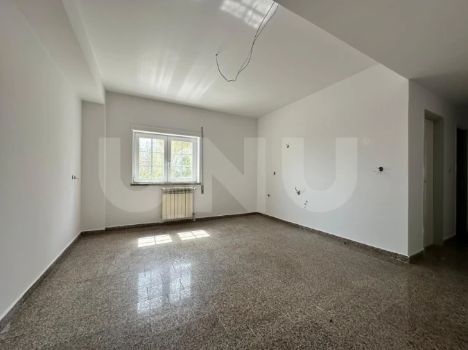 Loja para Venda em Covilhã e Canhoso Foto 8