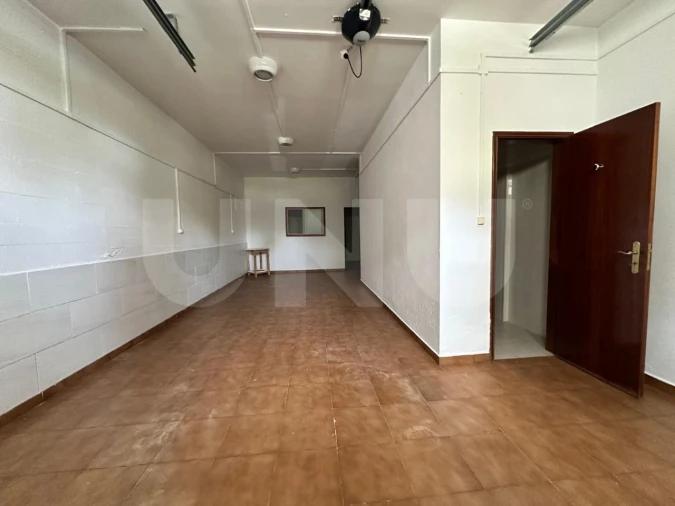 Loja para Venda em Covilhã e Canhoso Foto 18