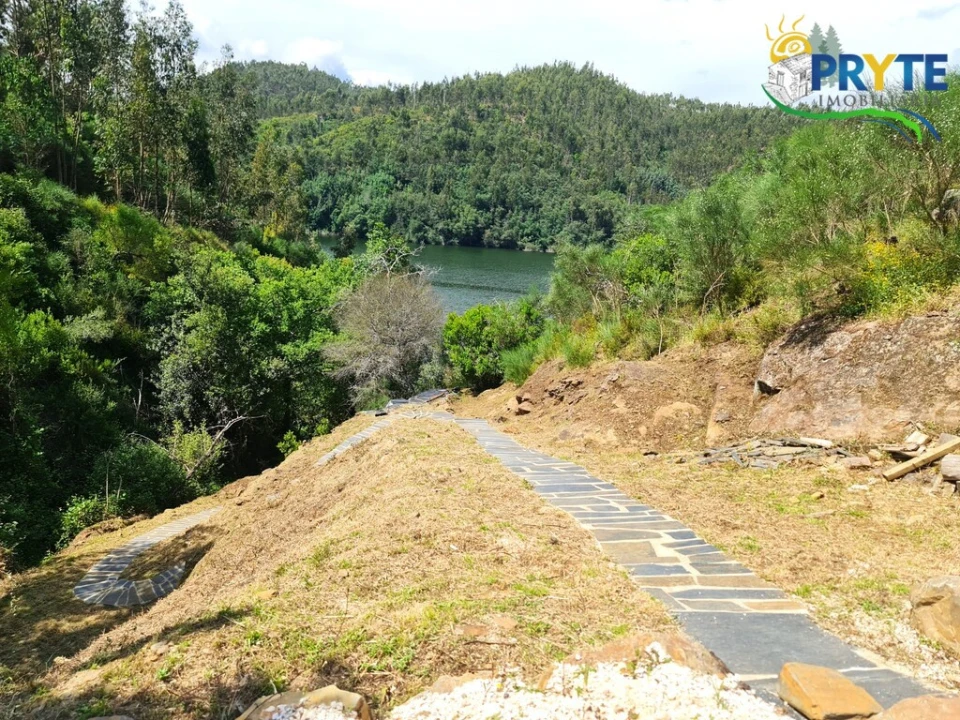 Terreno para Venda em Castelo Foto 25