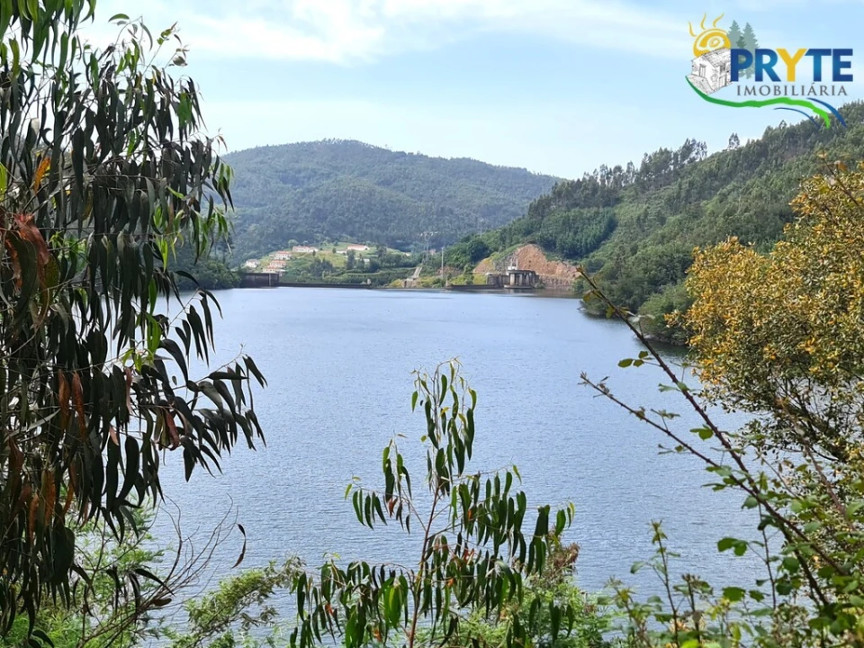 Terreno para Venda em Castelo Foto 58