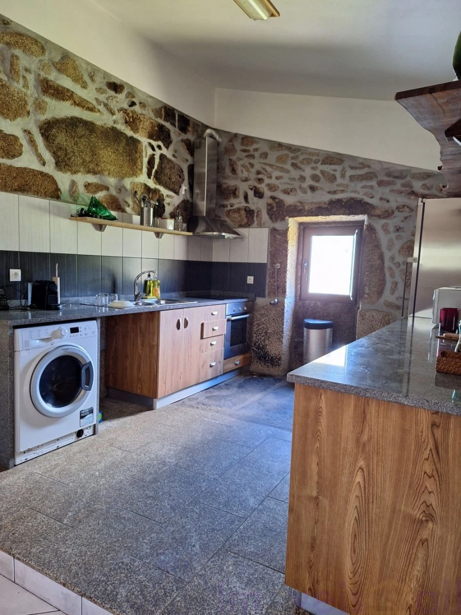 Quinta T3 para Venda em Fornos de Algodres Foto 5