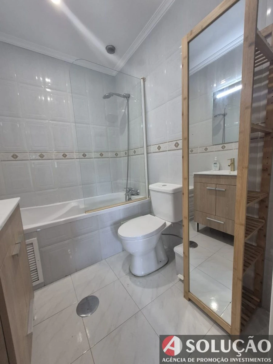 Apartamento T2 para Venda em Oliveira do Douro Foto 14