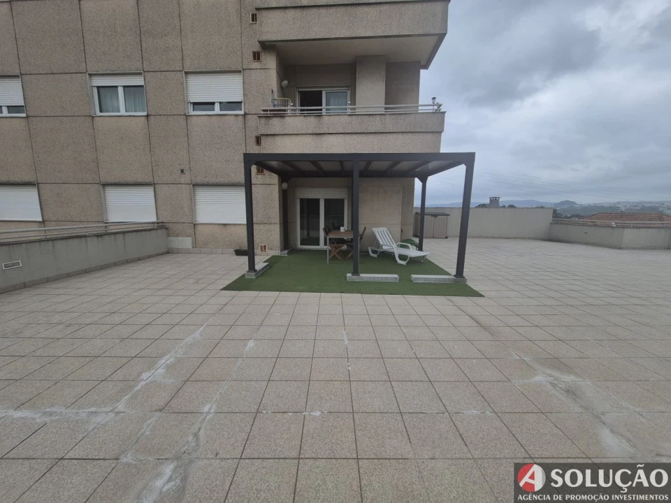 Apartamento T2 para Venda em Oliveira do Douro Foto 32