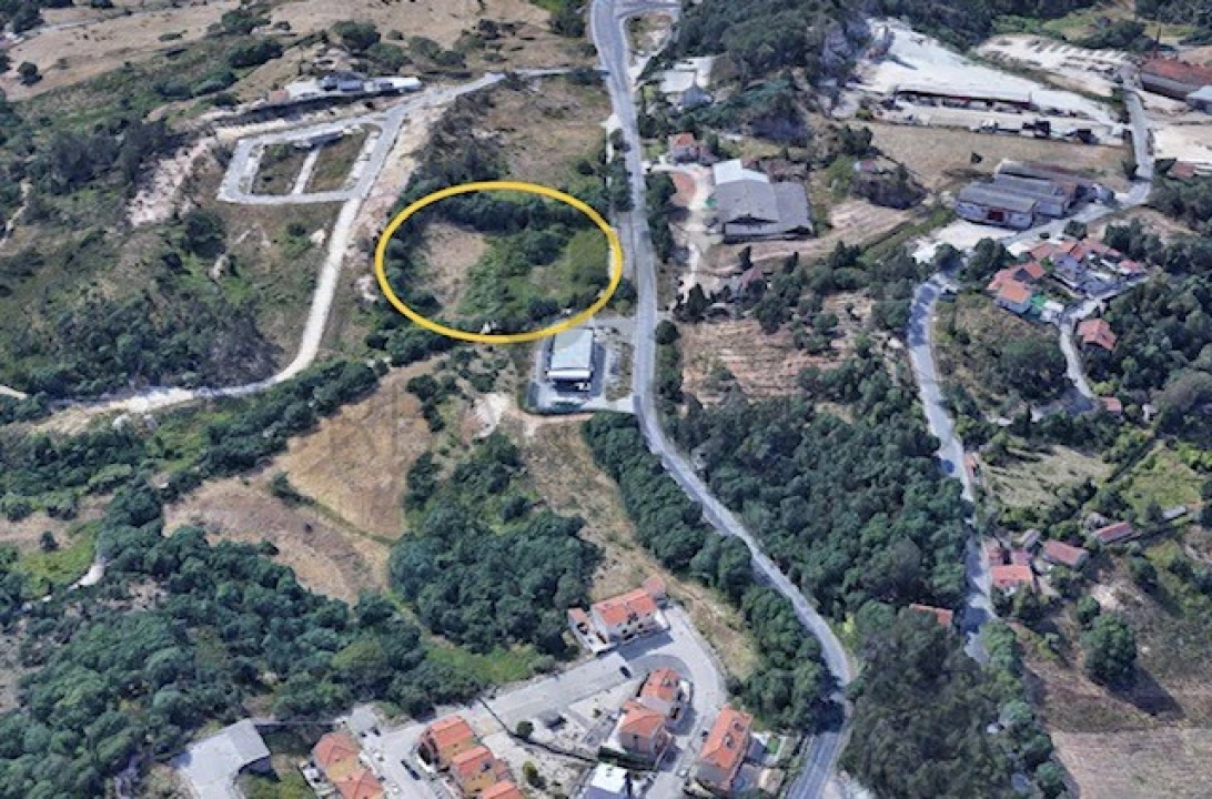 Terreno Comércio / Armazém para Venda em Milharado Foto 3