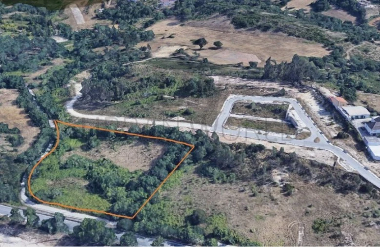 Terreno Comércio / Armazém para Venda em Milharado Foto 6