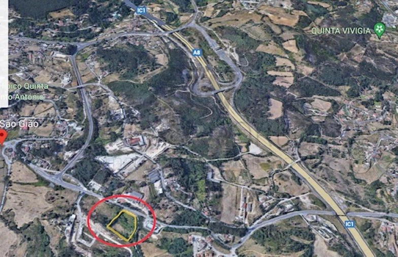 Terreno Comércio / Armazém para Venda em Milharado Foto 4