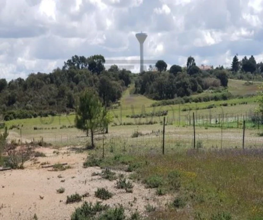 Terreno para Venda em Santo Antonio da Charneca Foto 5