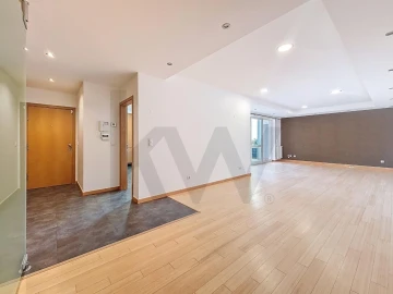 Apartamento T3 para Venda em União das Freguesias de Setúbal