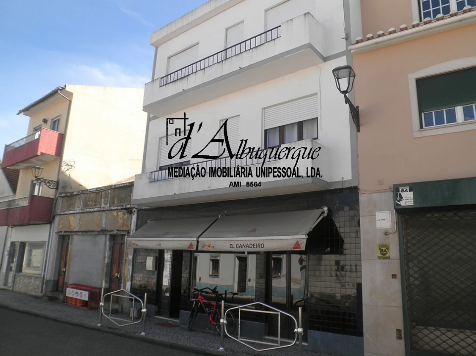 Prédio para Venda em Ponte de Sor, Tramaga e Vale de Açor Foto 1