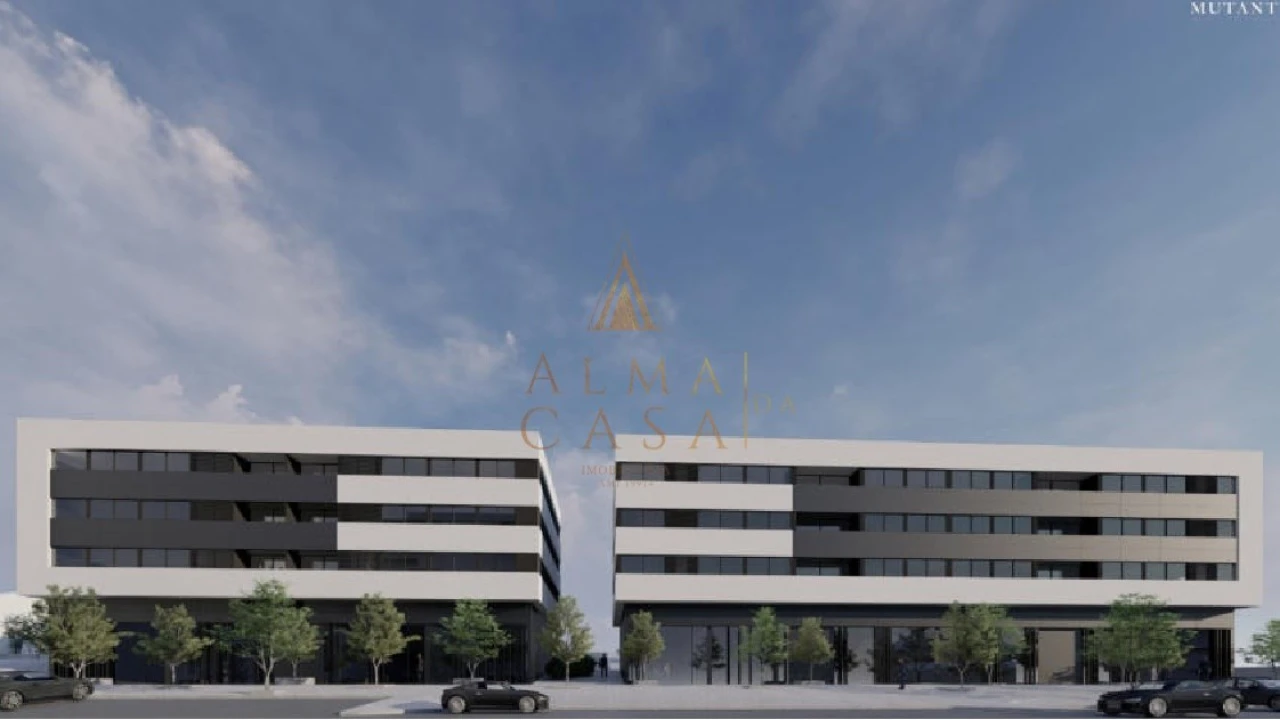 Loja para Venda em Fânzeres e São Pedro da Cova Foto 1