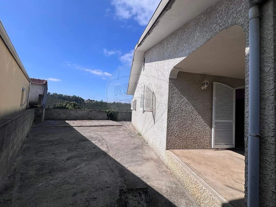 Moradia T3 para Venda em Canedo, Vale e Vila Maior Foto 44