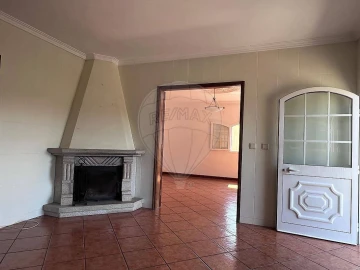 Moradia T3 para Venda em Canedo, Vale e Vila Maior