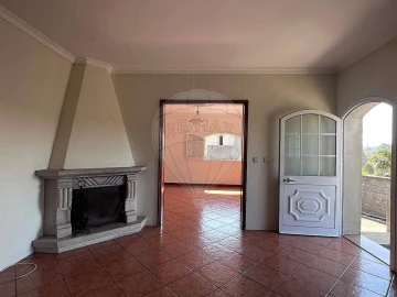 Moradia T3 para Venda em Canedo, Vale e Vila Maior