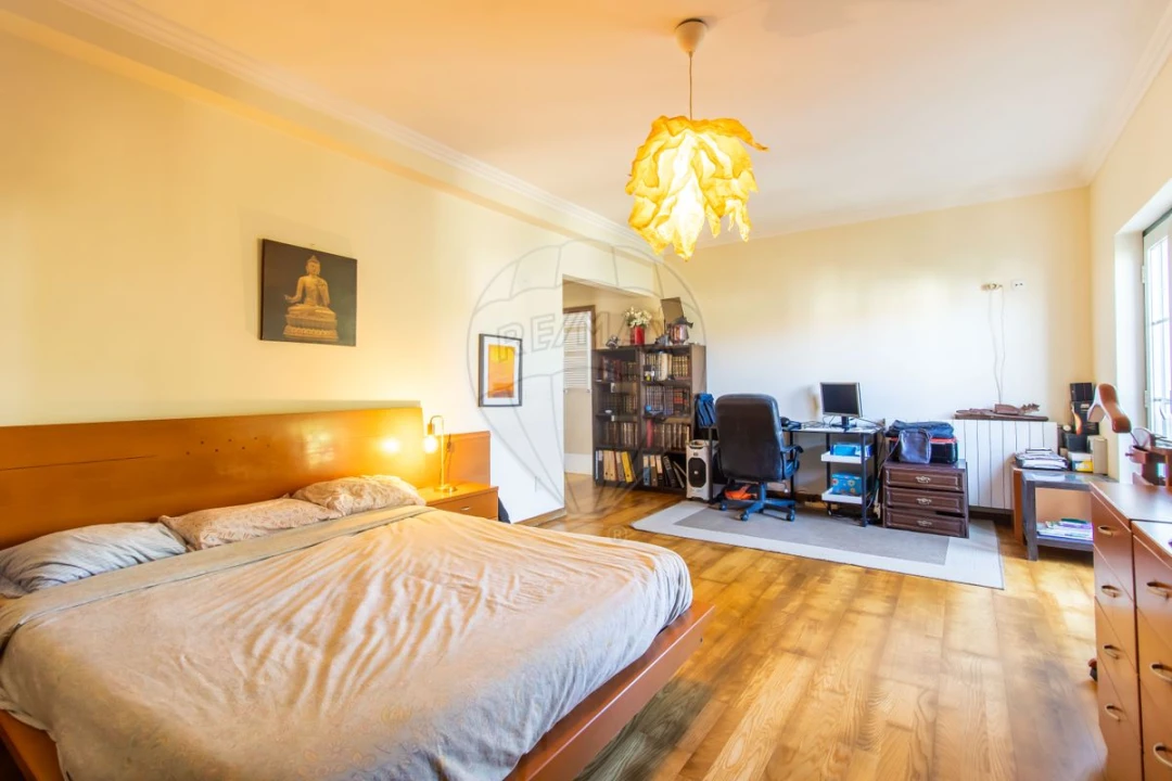 Moradia T4 para Venda em Silveira Foto 29