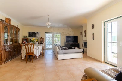 Moradia T4 para Venda em Silveira