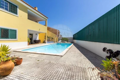 Moradia T4 para Venda em Silveira