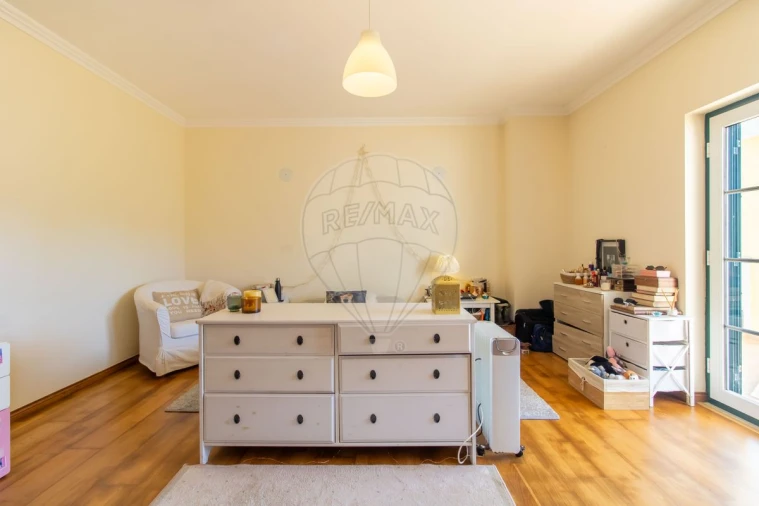 Moradia T4 para Venda em Silveira Foto 18