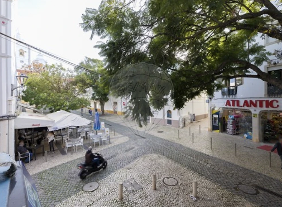 Loja para Venda em Lagos (São Sebastião e Santa Maria) Foto 2
