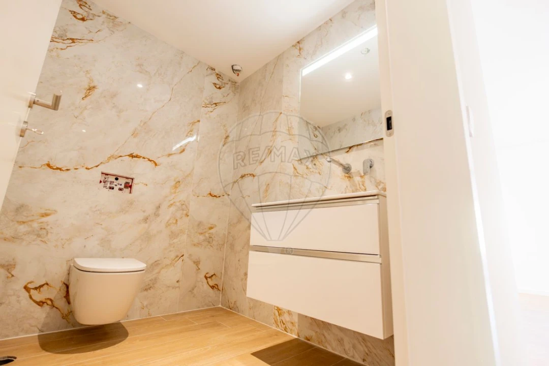 Apartamento T3 para Venda em São João da Madeira Foto 8