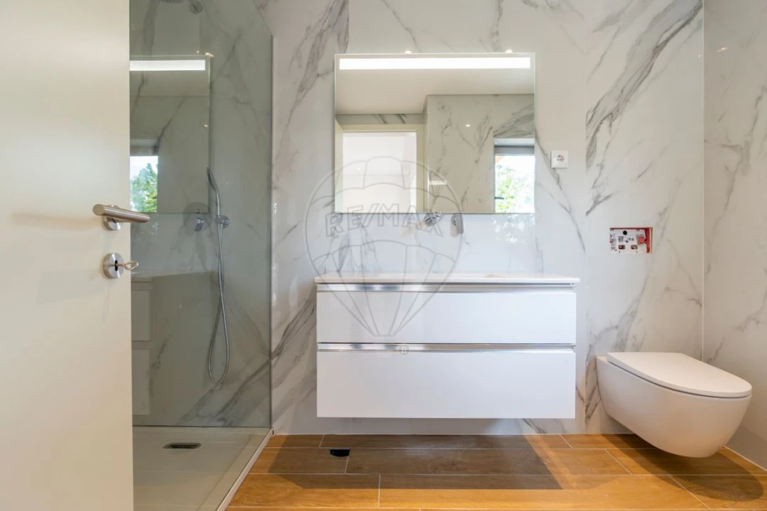 Apartamento T3 para Venda em São João da Madeira Foto 25