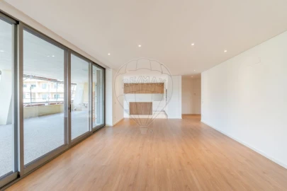 Apartamento T3 para Venda em São João da Madeira